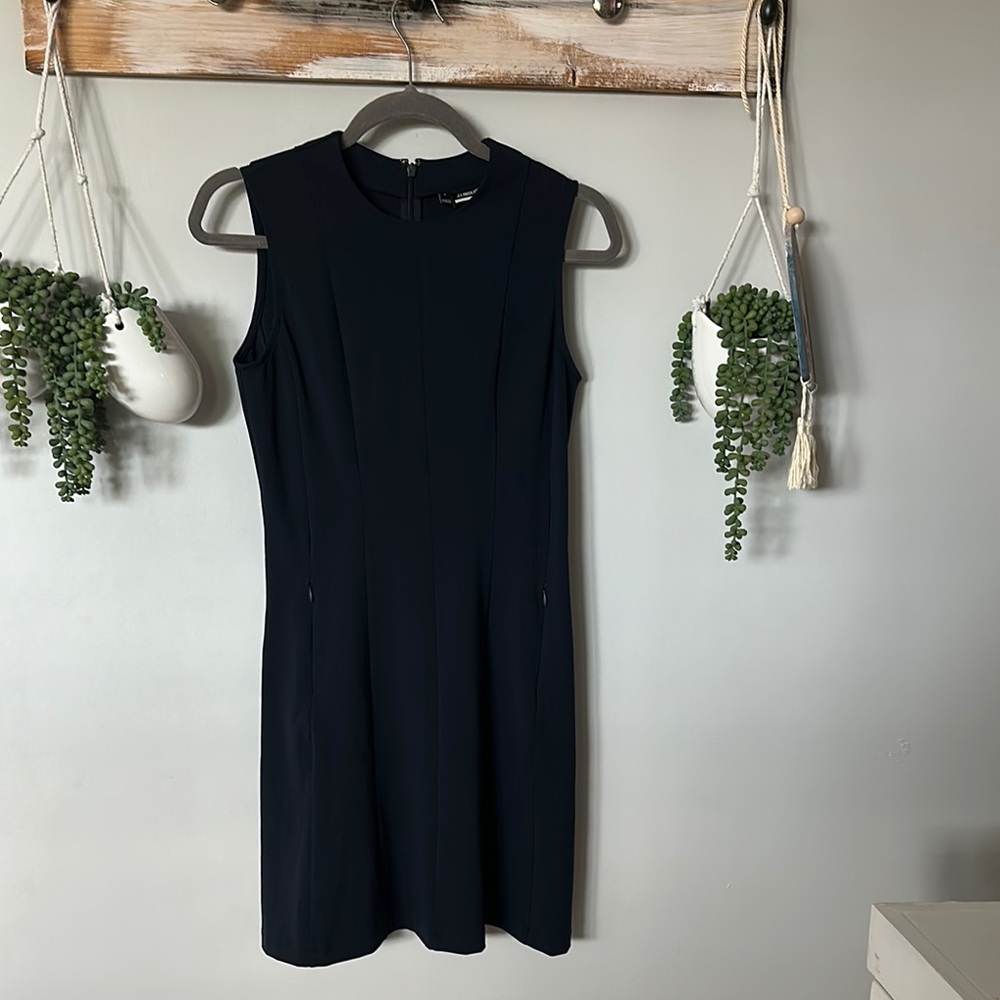 J. Lindeberg sleeveless golf dress knee-length